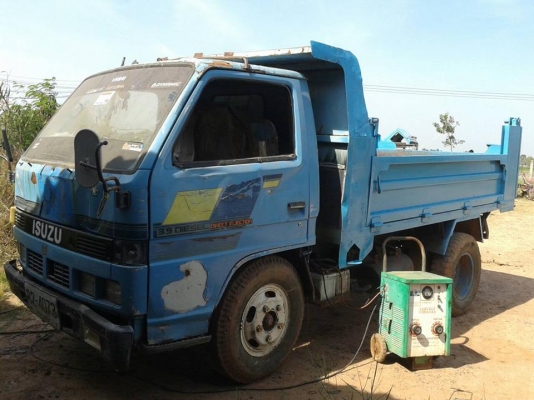 ขายดัมพ์ อีซูซุNKR110 กระบะขึ้นใหม่ เอกสารมี สภาพพร้อมใช้งาน