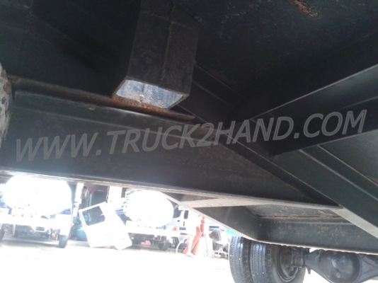 รถบรรทุก 6 ล้อ HINO พื้นเรียบ