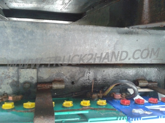 รถบรรทุก 6 ล้อ HINO พื้นเรียบ