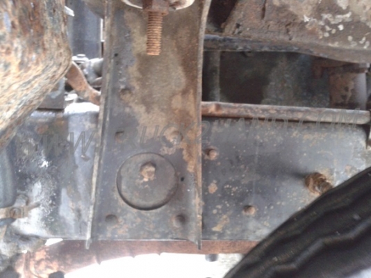 รถบรรทุก 6 ล้อ HINO พื้นเรียบ