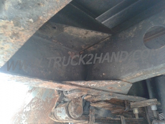 รถบรรทุก 6 ล้อ HINO พื้นเรียบ