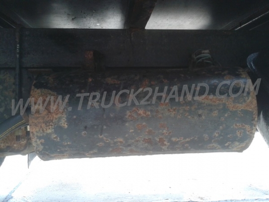 รถบรรทุก 6 ล้อ HINO พื้นเรียบ