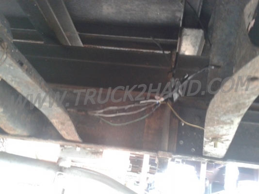 รถบรรทุก 6 ล้อ HINO พื้นเรียบ