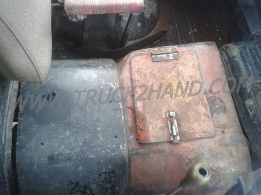 รถบรรทุก 6 ล้อ HINO พื้นเรียบ