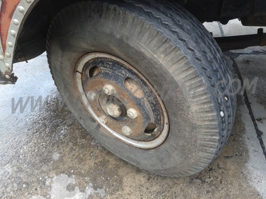 รถบรรทุก 6 ล้อ HINO พื้นเรียบ