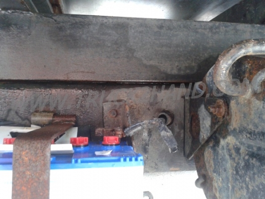 รถบรรทุก 6 ล้อ HINO พื้นเรียบ