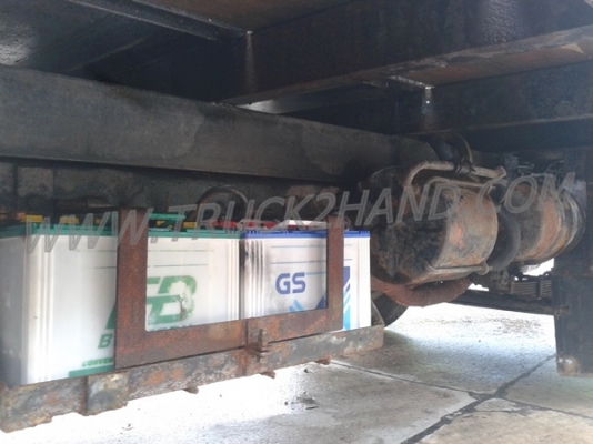 รถบรรทุก 6 ล้อ HINO พื้นเรียบ