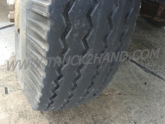 รถบรรทุก 6 ล้อ HINO พื้นเรียบ