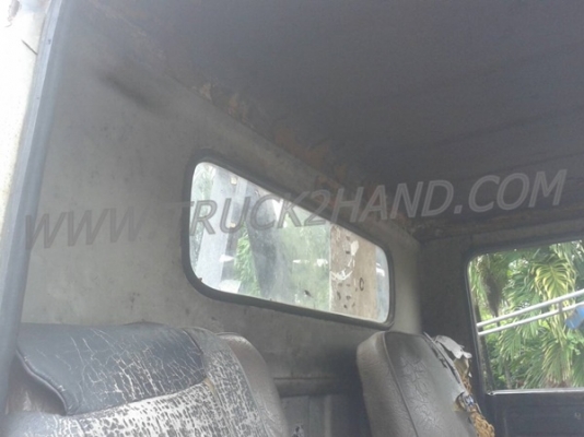 รถบรรทุก 6 ล้อ HINO พื้นเรียบ