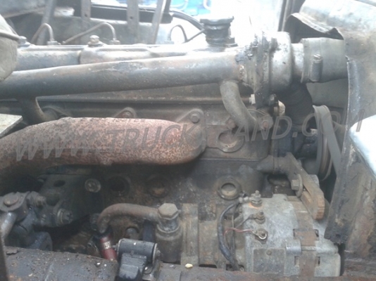 รถบรรทุก 6 ล้อ HINO พื้นเรียบ