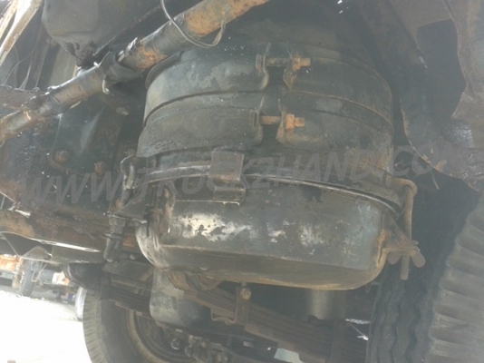 รถบรรทุก 6 ล้อ HINO พื้นเรียบ