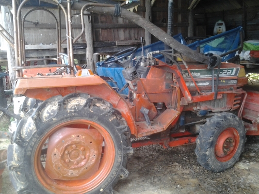 ขายตามสภาพรถไถคูโบต้า22แรงซันชายมีดันหน้ามีพานหลังมีโรตารีลดเหลือ105000บาท