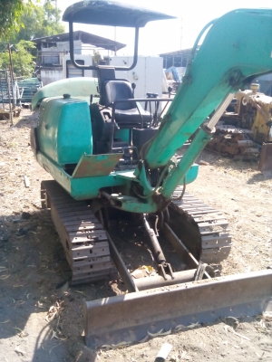 รถแบคโฮ KOMATSU C20-7