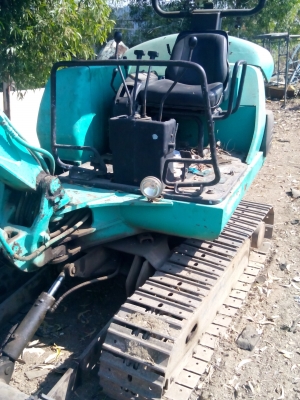 รถแบคโฮ KOMATSU C20-7