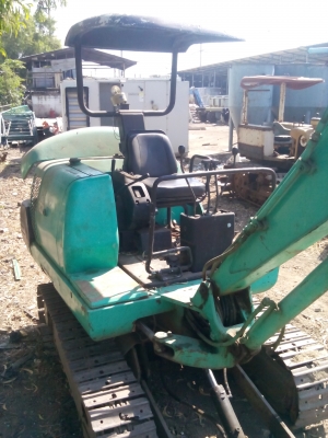 รถแบคโฮ KOMATSU C20-7