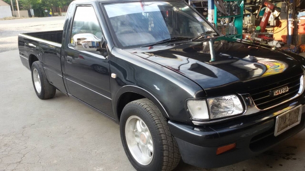 ขายรถยนต์อีซูซุ ขายรถยนต์อีซูซุ