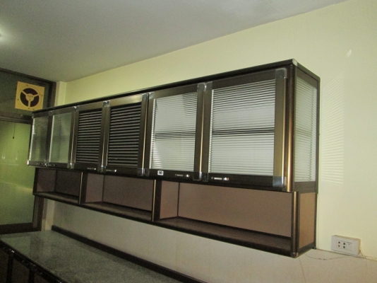 ขอขอบคุณเฺฮียสปารัตนาธิเบศธ์ครับ      ชั้นวางของ  พร้อมเคาน์เตอร์หินอ่อน   เก็บเครื่องครัวอย่างดี