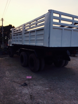 สิบล้อ F18 ดั้ม สองเพลา สิบล้อ F18 ดั้ม สองเพลา