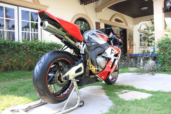 ขาย HONDA cbr1000rr ปี2005 อินวอย พร้อม สรรพสามิตร