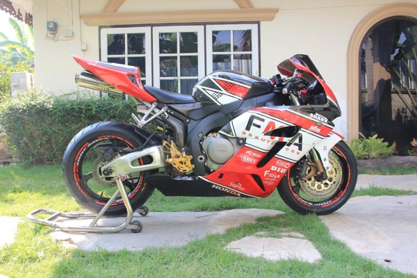 ขาย HONDA cbr1000rr ปี2005 อินวอย พร้อม สรรพสามิตร