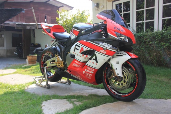 ขาย HONDA cbr1000rr ปี2005 อินวอย พร้อม สรรพสามิตร