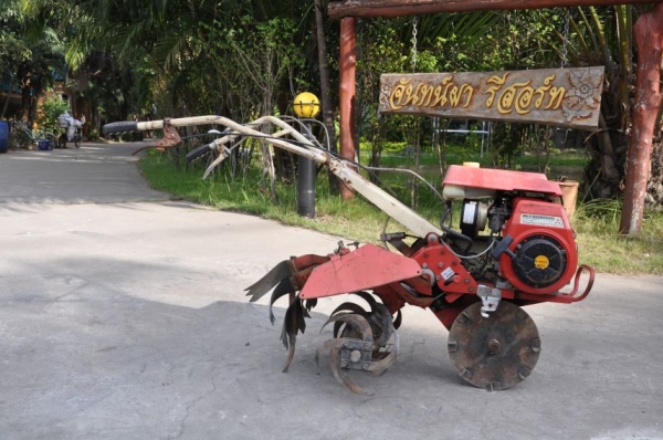 ขายรถพรวนดิน MITSUBISHI มีเกียร์ ยกร่อง สภาพเดิมๆจากญี่ปุ่นยังไม่เคยใช้ในไทย 12,500เท่านั้น!!