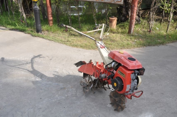 ขายรถพรวนดิน MITSUBISHI มีเกียร์ ยกร่อง สภาพเดิมๆจากญี่ปุ่นยังไม่เคยใช้ในไทย 12,500เท่านั้น!!