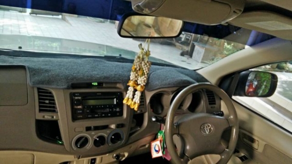 2006 TOYOTA HILUX VIGO 2.5G(รุ่นTOP)D4D สีบรอนซ์เงิน เกียร์ธรรมดา ราคาถูกด่วน 2006 TOYOTA HILUX VIGO 2.5G(รุ่นTOP)D4D สีบรอนซ์เงิน เกียร์ธรรมดา ราคาถูกด่วน