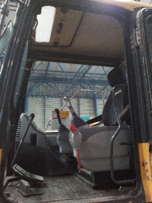 แมคโค KOMATSU PC200-7