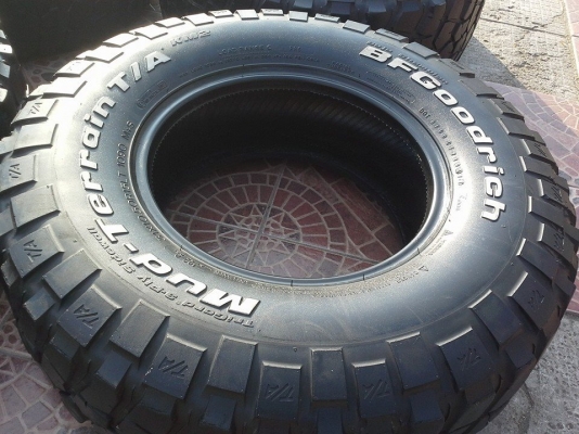 ชุดสุดท้ายปลายปีครับ BF Km2 ขนาด 31x10.5x15 ปี 11 ดอกยังเยอะ มาเอาไปลุยกัน ชุดสุดท้ายปลายปีครับ BF Km2 ขนาด 31x10.5x15 ปี 11 ดอกยังเยอะ มาเอาไปลุยกัน