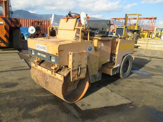 ฺรถบด Bomag BW123AC สนใจโทร 083 081 2889 ฟ้า: NDTT