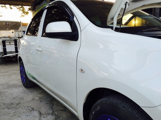 ขาย!!! รถเก๋ง NISSAN MARCH สีขาว เอกสารไห้พร้อม