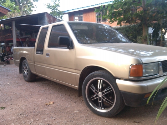 ขายรถ ISUZU SPACE CAB รถบ้านดีๆ พร้อมใช้ พร้อมโอน ขายรถ ISUZU SPACE CAB รถบ้านดีๆ พร้อมใช้ พร้อมโอน