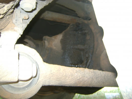 NISSAN เทรนเลอร์สิบล้อ  สองเพลา  ราคา 700,000  บาท