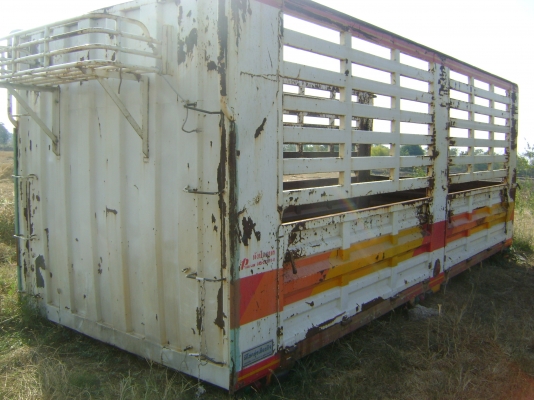 กระบะเหล็ก  สิบล้อสภาพสวย  ราคา  100,000  บาท