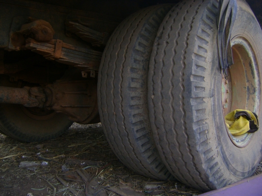 6 ล้อ KM  หางรถเกี่ยว  ตามสภาพ  ราคา  170,000  บาท