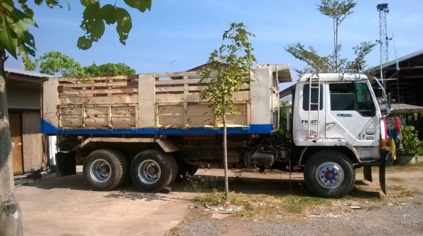 ขายไอ้หลง FN527M-A สภาพสวยพร้อมใช้ คัสซีสวยจัด เครื่อง 6D16 195 แรงม้า เกียร์เสื้อลาย 10 สปีด แอร์เย็น ยางเต็ม ทะเบียนพร้อมโอน ราคาต่อรองได้ครับ ขายไอ้หลง FN527M-A สภาพสวยพร้อมใช้ คัสซีสวยจัด เครื่อง 6D16 195 แรงม้า เกียร์เสื้อลาย 10 สปีด แอร์เย็น ยางเต็ม ทะเบียนพร้อมโอน ราคาต่อรองได้ครับ