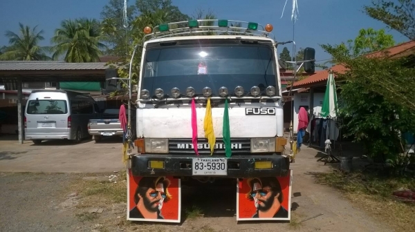 ขายไอ้หลง FN527M-A สภาพสวยพร้อมใช้ คัสซีสวยจัด เครื่อง 6D16 195 แรงม้า เกียร์เสื้อลาย 10 สปีด แอร์เย็น ยางเต็ม ทะเบียนพร้อมโอน ราคาต่อรองได้ครับ ขายไอ้หลง FN527M-A สภาพสวยพร้อมใช้ คัสซีสวยจัด เครื่อง 6D16 195 แรงม้า เกียร์เสื้อลาย 10 สปีด แอร์เย็น ยางเต็ม ทะเบียนพร้อมโอน ราคาต่อรองได้ครับ