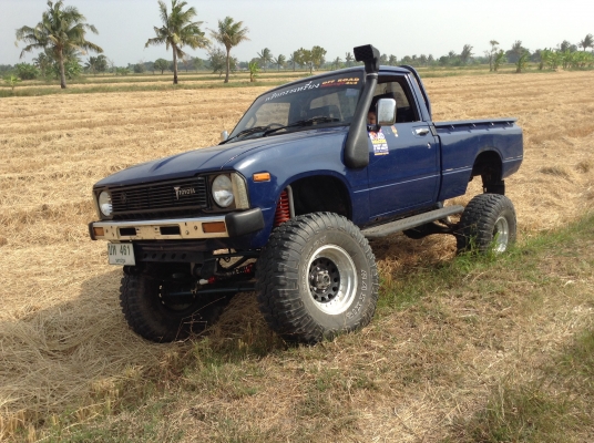 ขายม้ากระโดดวางคาน ขายม้ากระโดดวางคาน