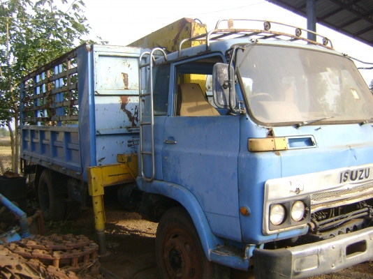 อีชูชุ  145 แรง  (ไม่ได้ เครน)  ไม่มีทะเบียน  ราคา 160,000บาท