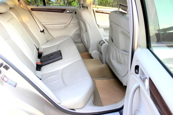 2002BENZ C180 2.0Elegance ออกศูนย์เบนซ์ทองหล่อ ประกัน1เหลือถึงปีหน้า 2002BENZ C180 2.0Elegance ออกศูนย์เบนซ์ทองหล่อ ประกัน1เหลือถึงปีหน้า