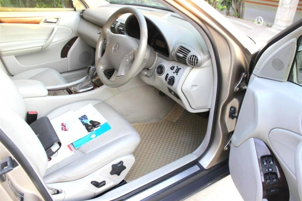 2002BENZ C180 2.0Elegance ออกศูนย์เบนซ์ทองหล่อ ประกัน1เหลือถึงปีหน้า 2002BENZ C180 2.0Elegance ออกศูนย์เบนซ์ทองหล่อ ประกัน1เหลือถึงปีหน้า