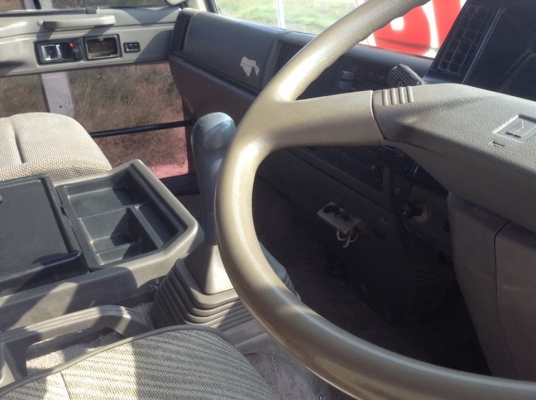 ขายดั้มISUZU ROCKY FRR เครื่อง195แรง พ.เพาเวอร์ เบรกทิฟฟี่ มีแอร์ เครื่องดี คัชซีสวย ยางดี ภายในสวย สวยพร้อมใช้งาน เอกสารพร้อมโอน ราคา890,000 จัดไฟแนนซ์ได้ เงื่อนไขง่ายๆวันเดียวรับรถ สนใจโทร 090-8588220คุณนะ ID:narong498 หรือ www.truck.in.th/498 หรือfb:ณร