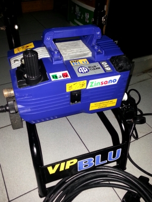 ขายแล้วครับ กำลังจัดส่งพัสดุไป  เครื่องฉีดน้ำแรงดันสูง Zinsanoเครื่องฉีดน้ำแรงดันสูง Zinsano VIP 130 บาร์ สำหรับใช้งานแบบต่อเนื่อง VIP 130 บาร์ สำหรับใช้งานแบบต่อเนื่อง