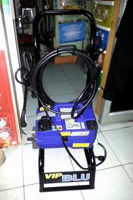 ขายแล้วครับ กำลังจัดส่งพัสดุไป  เครื่องฉีดน้ำแรงดันสูง Zinsanoเครื่องฉีดน้ำแรงดันสูง Zinsano VIP 130 บาร์ สำหรับใช้งานแบบต่อเนื่อง VIP 130 บาร์ สำหรับใช้งานแบบต่อเนื่อง