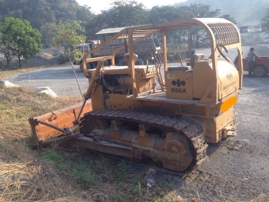 ขายรถแทรกเตอร์KOMATSU D50-15 540XX คลาตแห้ง รถสวยพร้อมใช้งาน สนใจโทร 081-970-1072 ขายรถแทรกเตอร์KOMATSU D50-15 540XX คลาตแห้ง รถสวยพร้อมใช้งาน สนใจโทร 081-970-1072