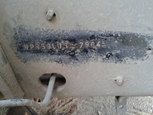 รถอีซูซุ 6 ล้อดั้ม NPR  115 แรงม้า. ปี 33  สนใจติดต่อ 081 - 6079515