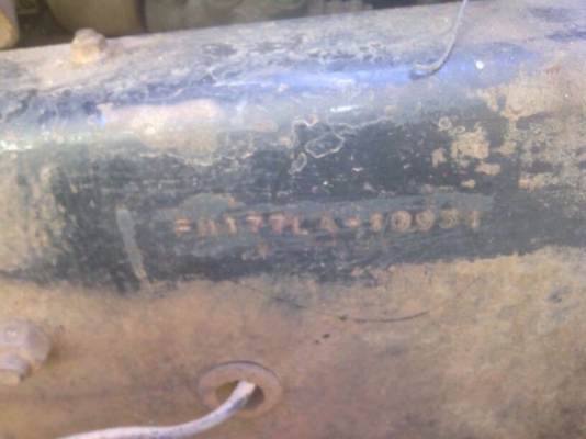 FM177LA 10 ล้อ เพลาเดียว เทเลอร์บรรทุกแบคโฮ