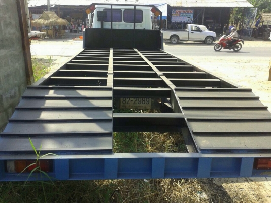 FM177LA 10 ล้อ เพลาเดียว เทเลอร์บรรทุกแบคโฮ