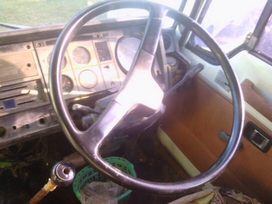 FM177LA 10 ล้อ เพลาเดียว เทเลอร์บรรทุกแบคโฮ